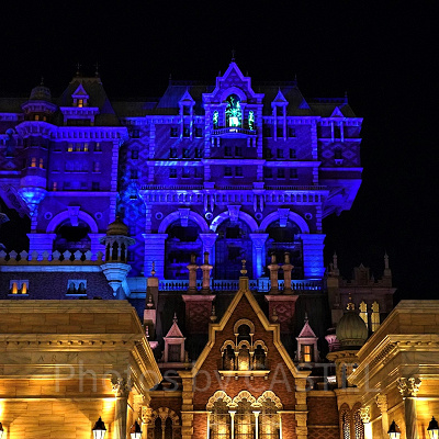 タワーオブテラーからは東京ディズニーシーの夜景がとてもよく見えます！一瞬ですが・・・