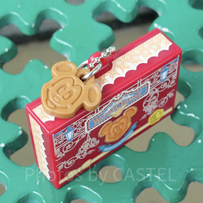 ガチャガチャ：お菓子モチーフのキーチェーン②ミッキーワッフルクッキー