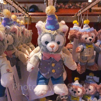 東京ディズニーシー限定 フロムオールオブアス ジェラトーニ ぬいぐるみバッジ gelatoni-plush-badge-from-all-