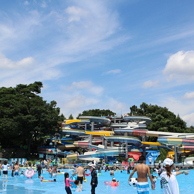 大回転！急流すべり台