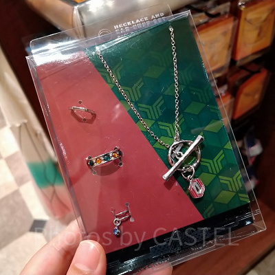 冨岡義勇のネックレス&イヤーカフセット
