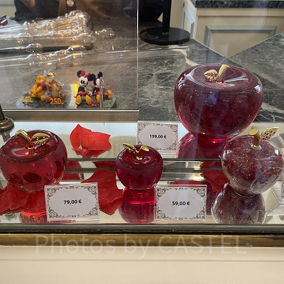 ガラスのリンゴ