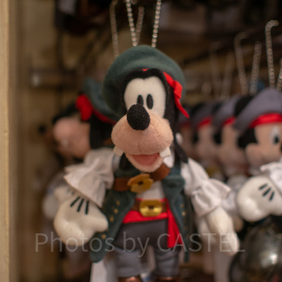 グーフィーぬいぐるみバッジ