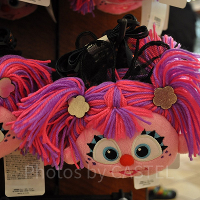 「HALLOWEEN　SESAME　STREET」アビーのチケットホルダー