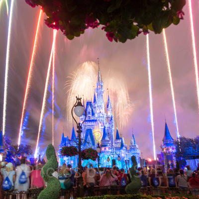 Happily Ever After モアナシーン（マジックキングダム・夜）<br /> 設定：16㎜ SS35.0 F10 ISO100（三脚使用・トリミングあり）