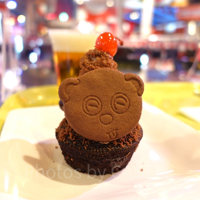 ハピネス・カフェ：ティムのチョコレートケーキ