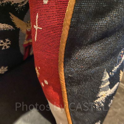 USJハリーポッター2024-2025冬グッズ：クッション（側面）