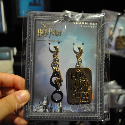 Harry’s Glasses（ハリーズグラッシーズ）のチャームセット（2個入り）