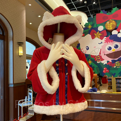 ハローキティのクリスマスコスチューム／USJクリスマスグッズ2022