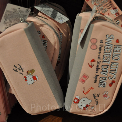 ハローキティ「Hello Kitty’s Sweetest Day Ever」ポーチ