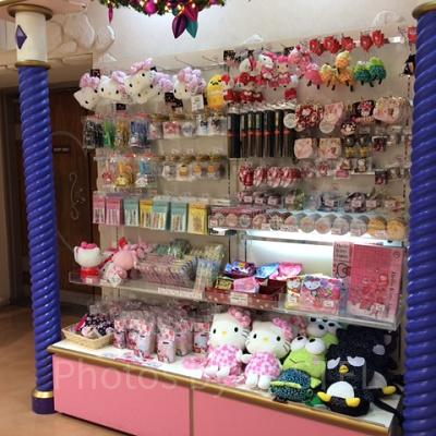 エントランスショップのHello Kitty Japanコーナー