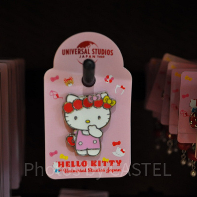 ハローキティ　ピンバッジ