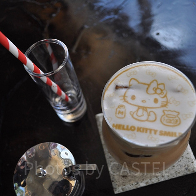 ハローキティスマイルのラテアート