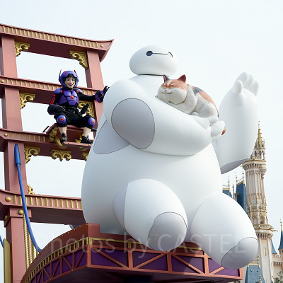 ヒロ、ベイマックス、モチ