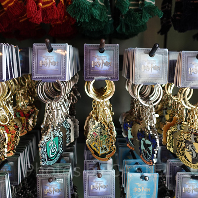 ハリーポッターグッズ/ホグワーツキーチェーン