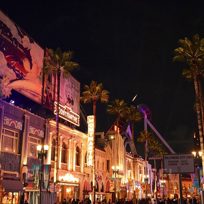 USJの夜のハリウッドエリア