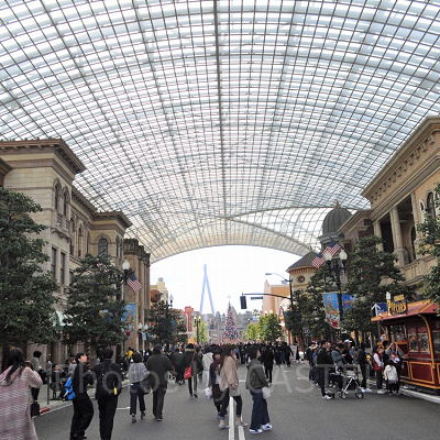 ハリウッド大通りの屋根（キャノピー）