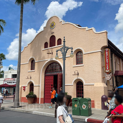 ハリウッド・スタジオのスタバ