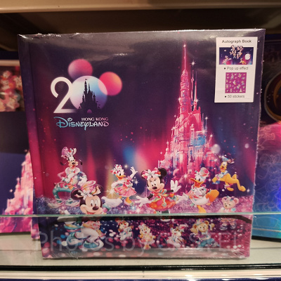 香港ディズニー20周年「ミッキー&フレンズ・グランドセレブレーショングッズ」:ステッカー付サイン帳