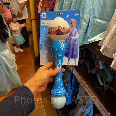 香港ディズニーアナ雪グッズ:「アナと雪の女王2」のバブルワンド