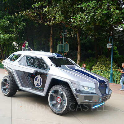 香港ディズニーのグリーティング：専用車両でマーベルグリーティングに向かうガモーラ