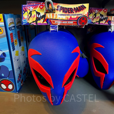 香港ディズニーマーベルグッズ：「スパイダーマン2099」のマスク