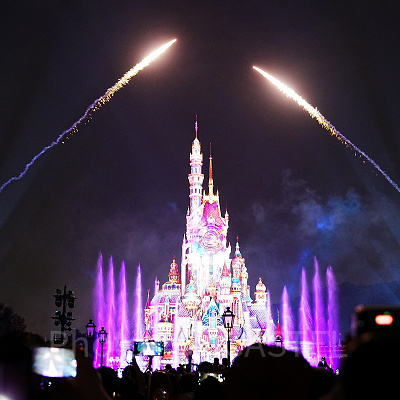 香港ディズニー夜のキャッスルショー：モーメンタスは観るべき？