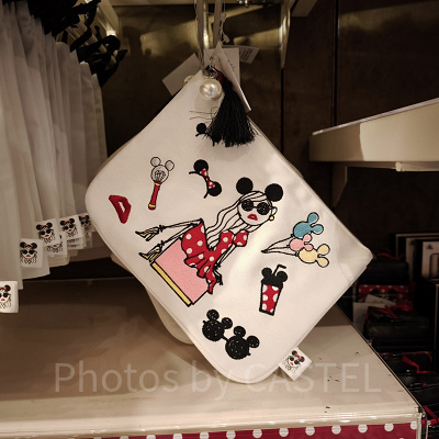 香港ディズニー20周年DAICHI MIURAコラボグッズ：ミニポーチ