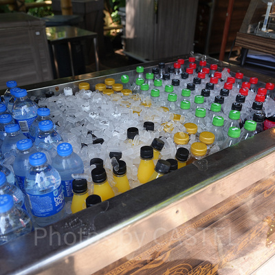 香港ディズニーランドのレストラン：カリブニ・マーケットプレイス