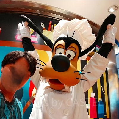 香港ディズニーのインクアンドプレート：グリーティングの様子