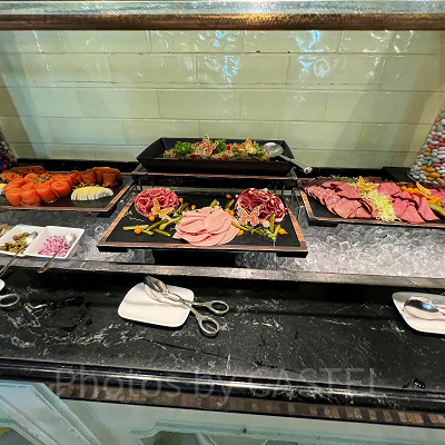 香港エンチャンテッドガーデンレストラン:ハム・サラミ