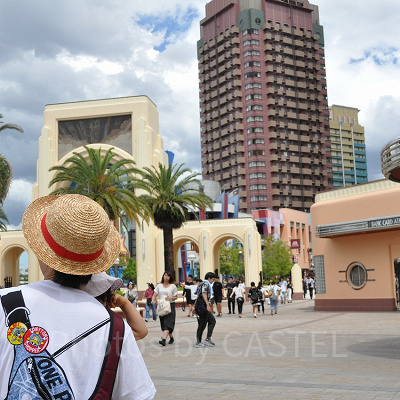 ホテル近鉄ユニバーサルシティ（中央の建物）