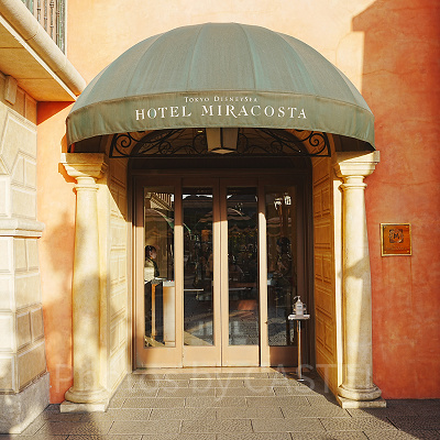 ホテルミラコスタの入口②：ディズニーシーのパーク内に繋がる入口