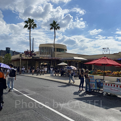 スタジオスターズレストラン前