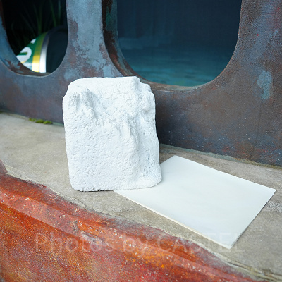 庭のエリアには映画に登場する角砂糖も