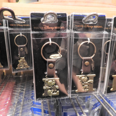 イニシャルキーホルダー