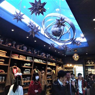 ハリーポッターエリアのショップ店内