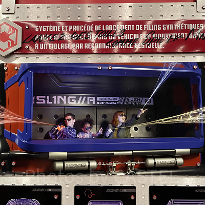 スパイダーマン・ウェブ・アドベンチャーのライド中の様子(パリディズニー)