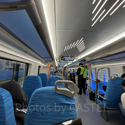 上海エアポートリンクラインの内装