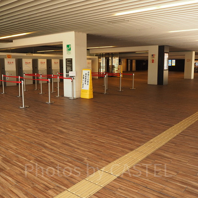 「金城ふ頭駐車場内観」