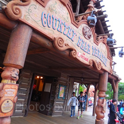 雨の日はアトラクションがチャンス？