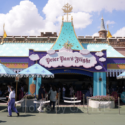 人気アトラクションなので待ち時間が長いことも･･･