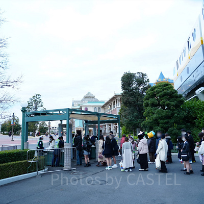 1月ディズニーランド混雑レポ：手荷物検査の列(7:30頃)