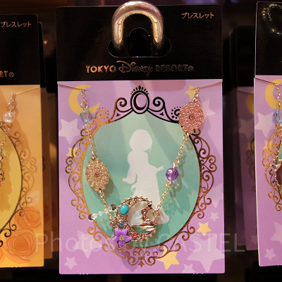 ジャスミンのブレスレット