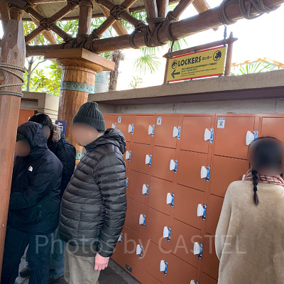 ジュラシックパーク・ザ・ライドのロッカーの柄が変更