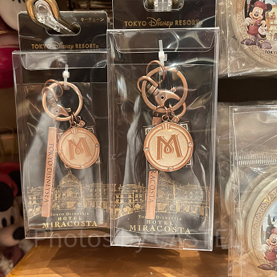 超レア商品 TDS・ホテルミラコスタ　ゴールドミッキー チケットホルダー ミラコスタ限定グッズ| キャステル | CASTEL ディズニー情報
