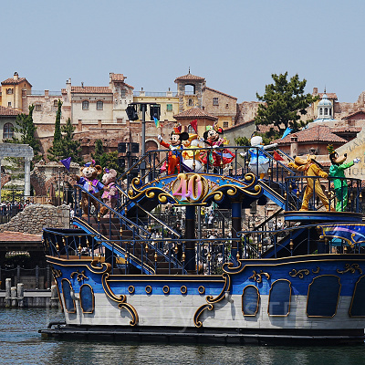 レッツ・セレブレイト・ウィズ・カラー