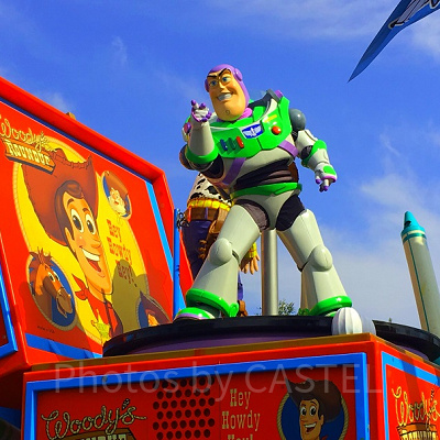 無限の彼方へさあ行くぞ！