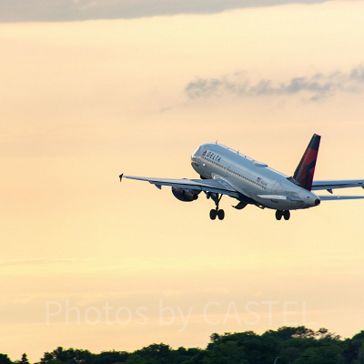 USJに飛行機で行こう！