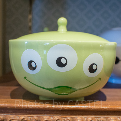 リトルグリーンメンどんぶり